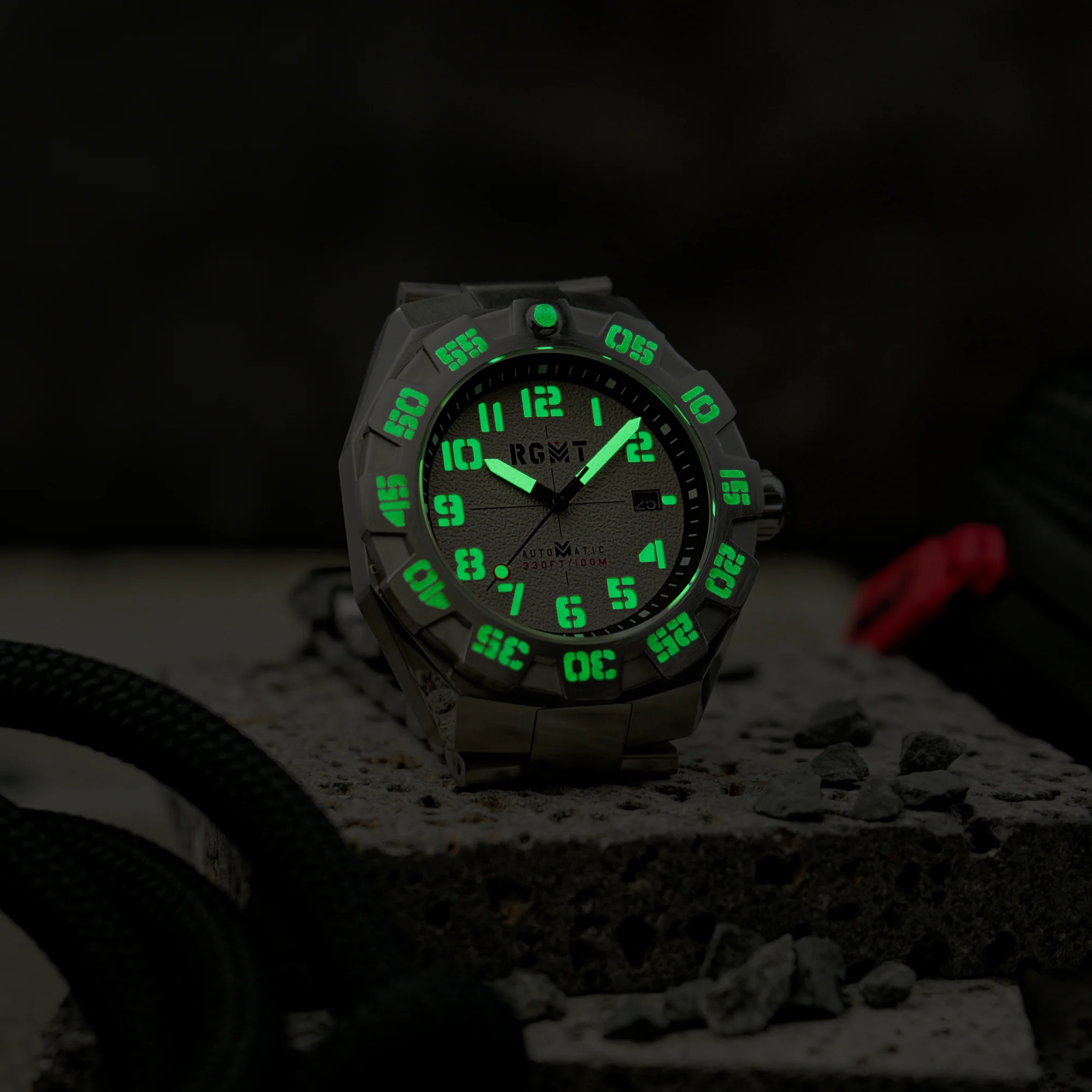 MILKY WHITE - Image 3