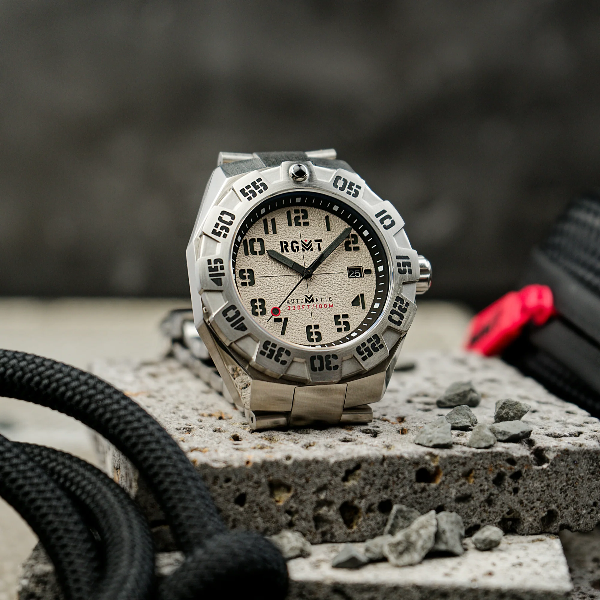 MILKY WHITE - Image 7